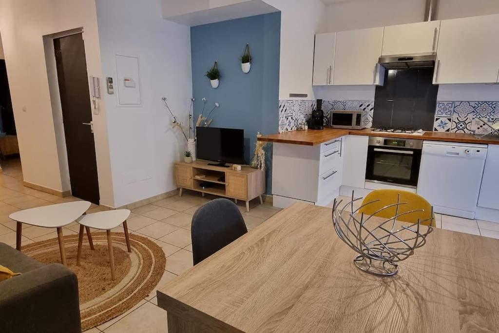 Agreable Avec 2 Places De Parking Dans Le Garage Béziers